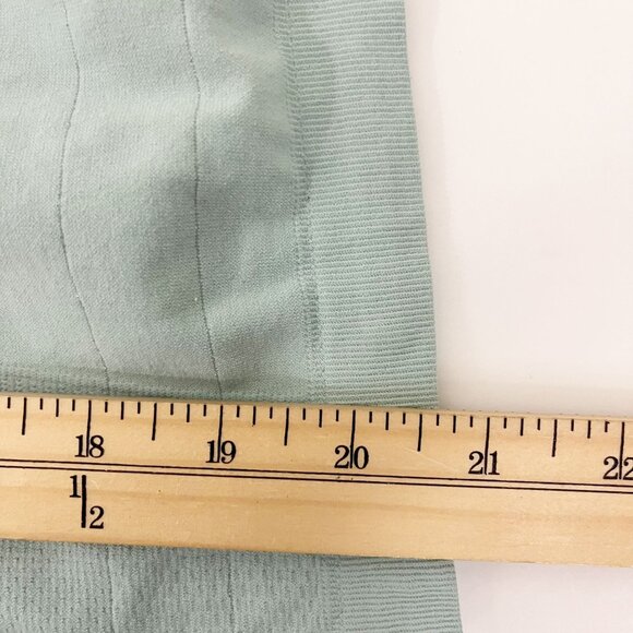 Athleta Girl Shimmer Power Up Long Sleeve Top Mint Metallic Youth Medium - Picture 5 of 5